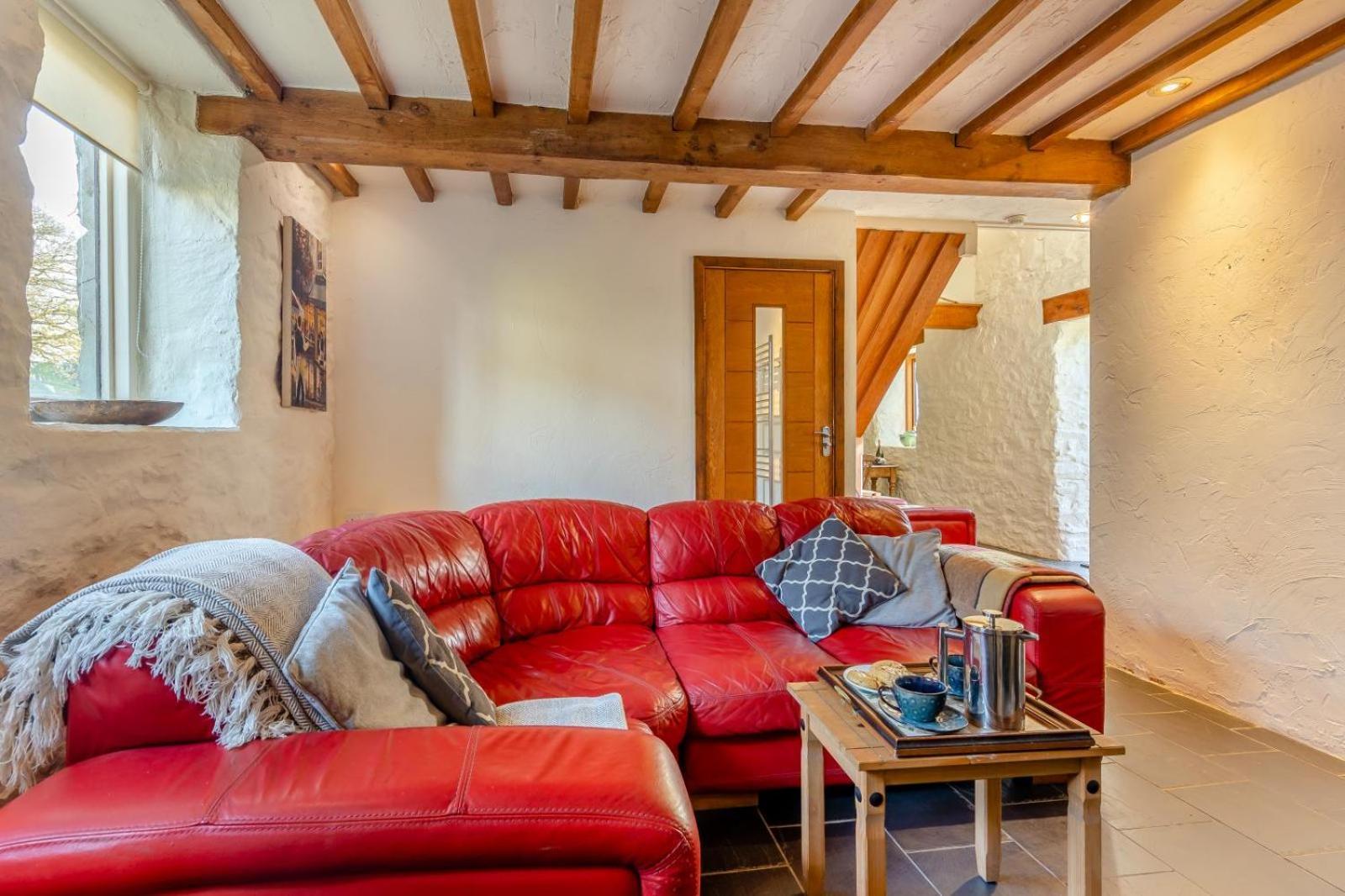Pandy - Panoramic Mountain Views Within Snowdonia's National Park - 4x4 Recommended Holiday home
